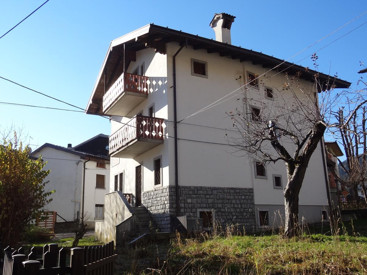 Hotel Galles Paluzza Exterior photo